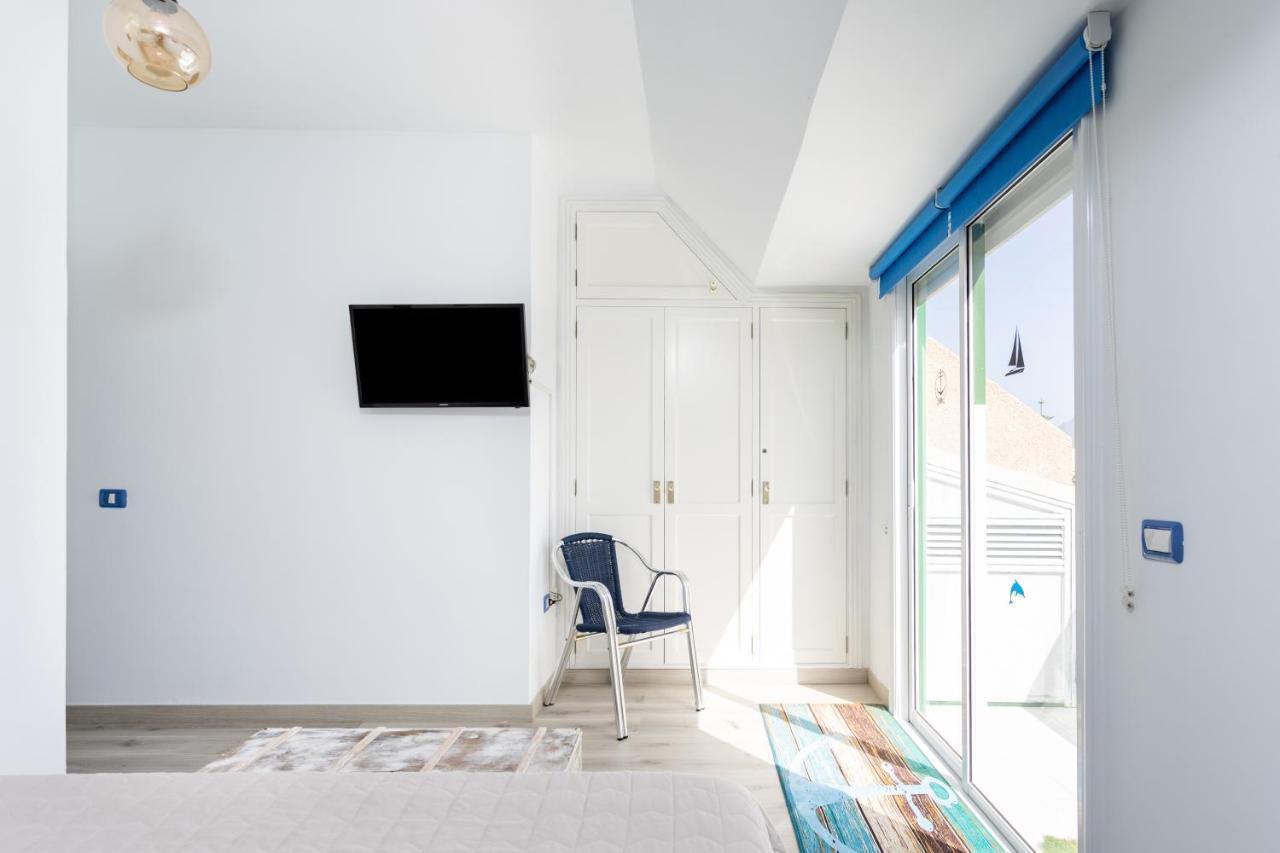Home2Book Sea Front Attic Las Galletas Buitenkant foto